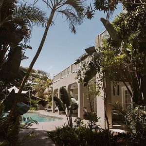 Caza Beach Guesthouse